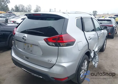 2020 Nissan Rogue Sv Fwd z USA, uszkodzony, nr VIN KNMAT2MT2LP518277